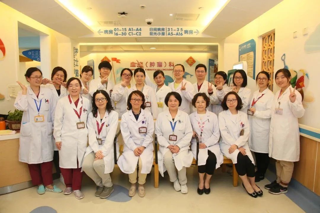 上海儿科医院内科专家，守护儿童健康的守护者