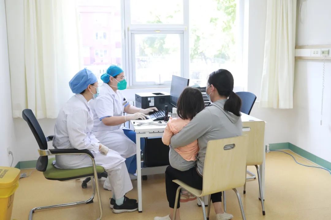 北京儿童医院儿科专家团队，守护儿童健康的坚实后盾