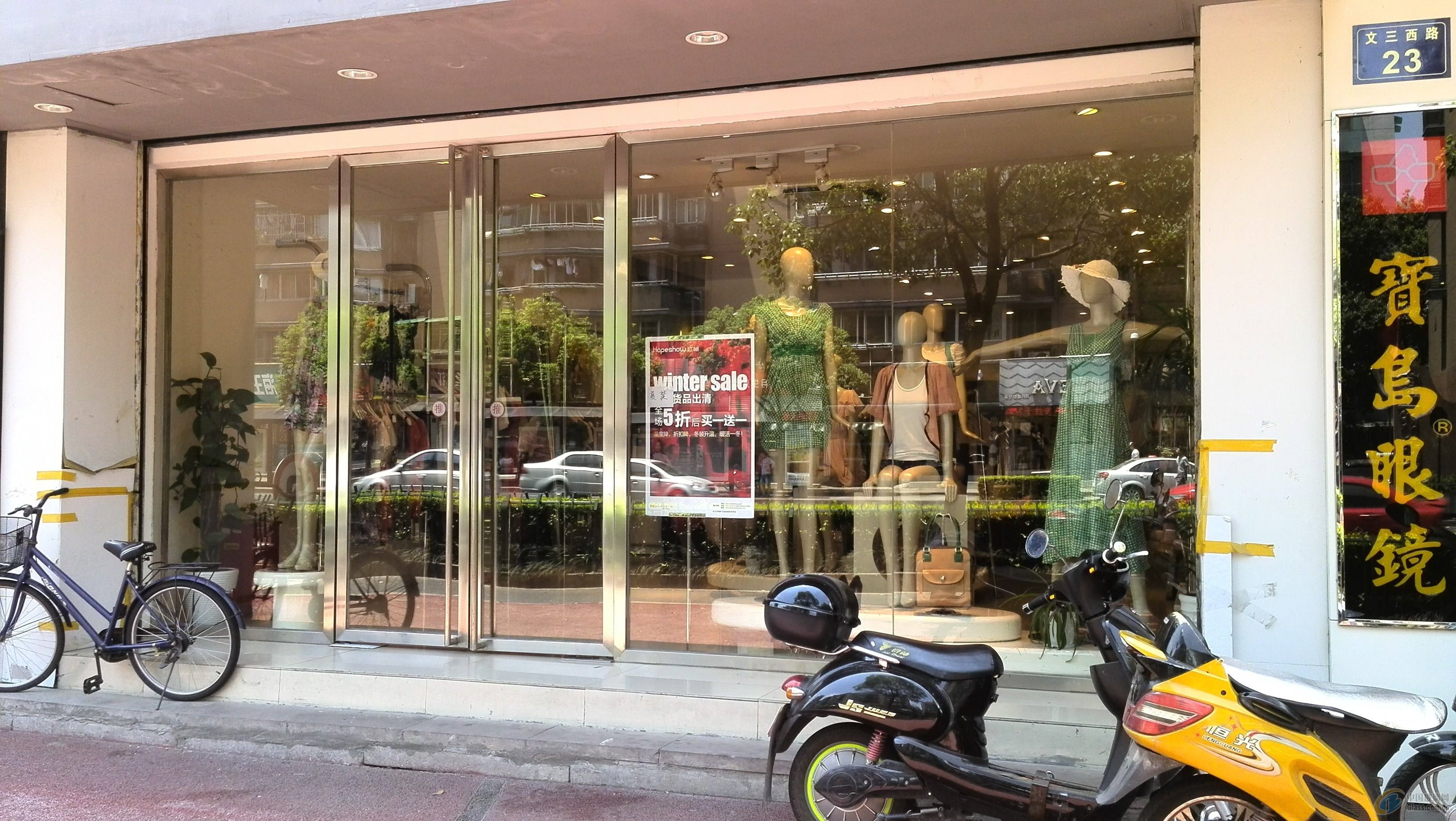 佛山玻璃门批发市场的繁荣与发展