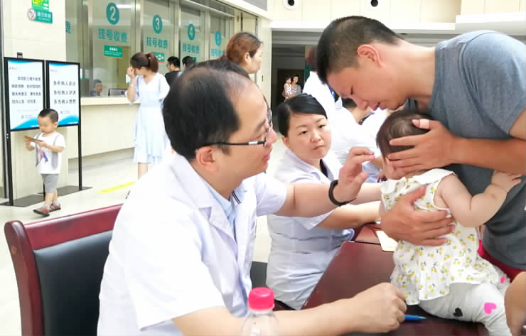 浙江省儿科专家，守护儿童健康的坚实后盾
