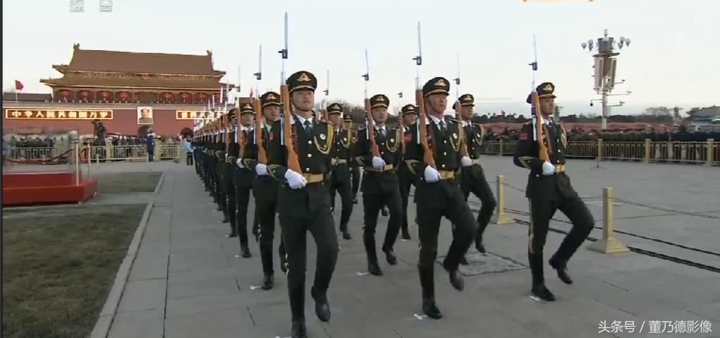 解放军报待遇，荣誉与责任的交织