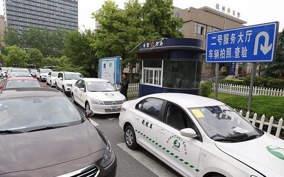 发票与保险单，企业经济活动的关键要素