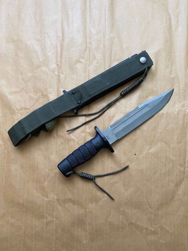 99伞兵刀，装备伞兵的利器