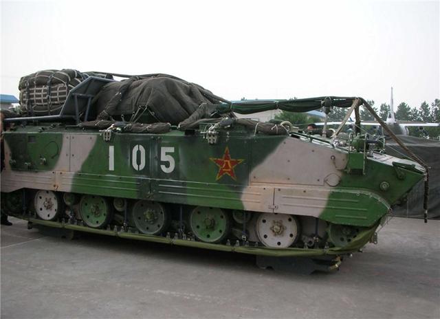ZBD2000伞兵战车的威力与优势